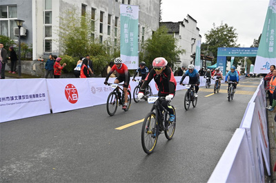 石臺縣隆重舉辦體育賽事活動，點(diǎn)燃全民運(yùn)動熱潮